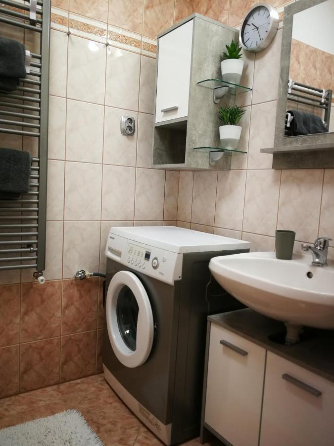 Vörösmarty Apartman Miskolc - Belváros - downtown Kültér fotó